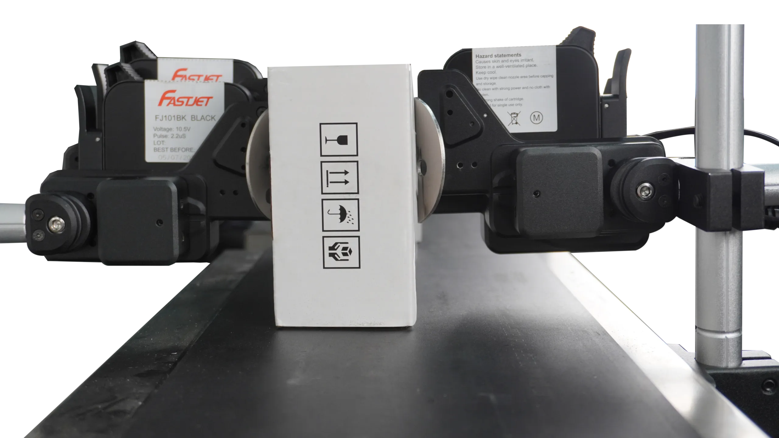 Example of printheads positioned on different sides of a carton